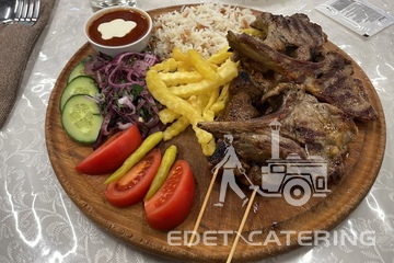 Дым коромыслом и стол ломится! Как Edet Catering сделает ваше барбекю праздником, а не головной болью