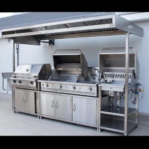 Кулинарная Кузница Под Открытым Небом: Наш Путь к Идеальной Уличной Кухне Лофт из Металла